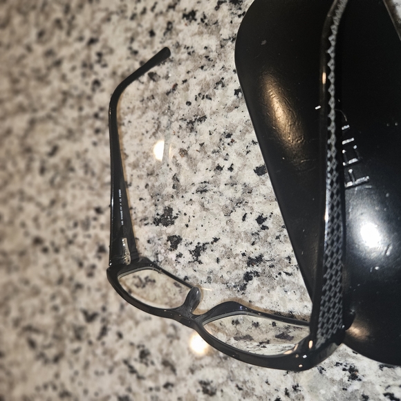 Fendi Black Modern Rectangular Glasses - Picture 3 of 4